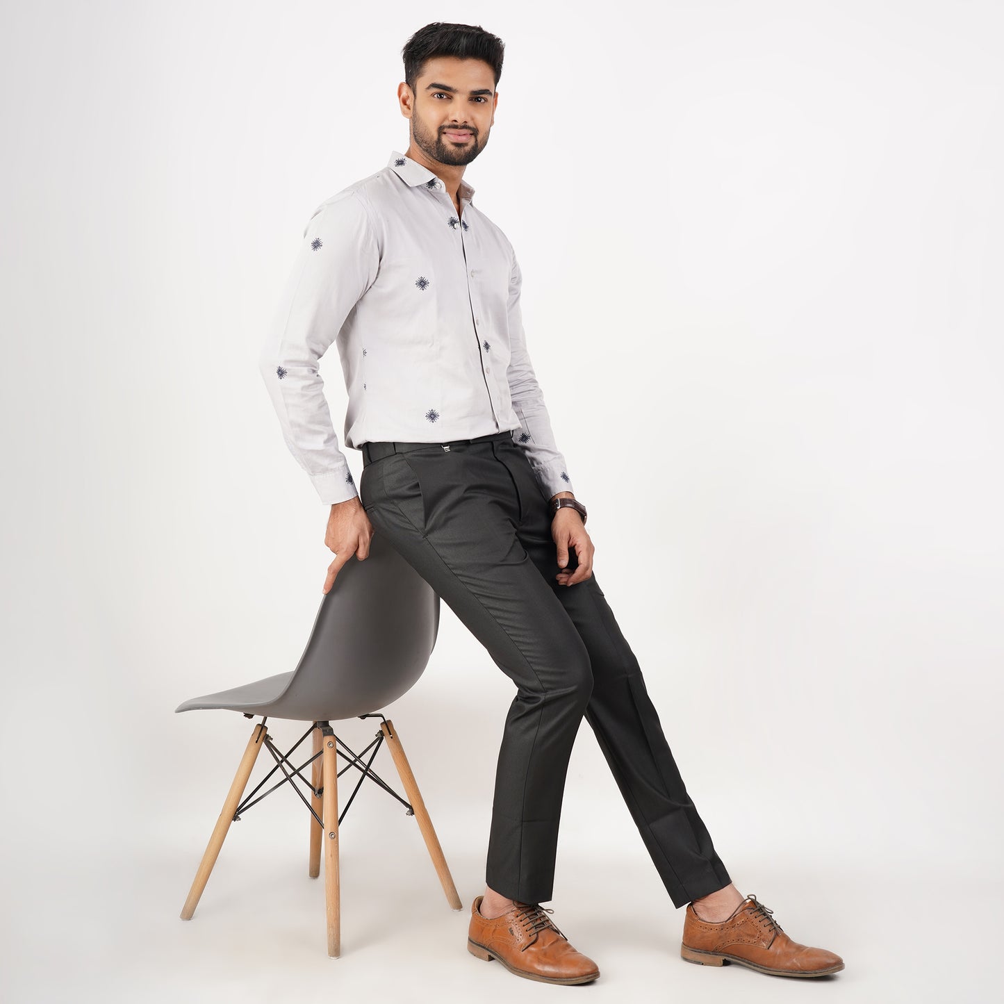 The Camyo Dark Grey Trouser